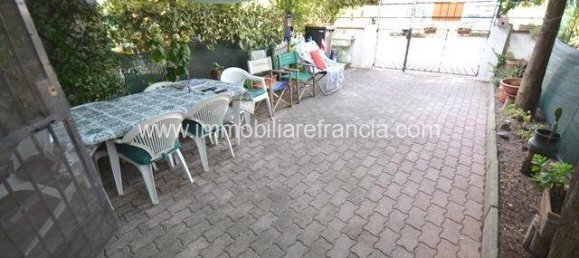1 bedroom Apartment in Comacchio, Italy No. 348831 4