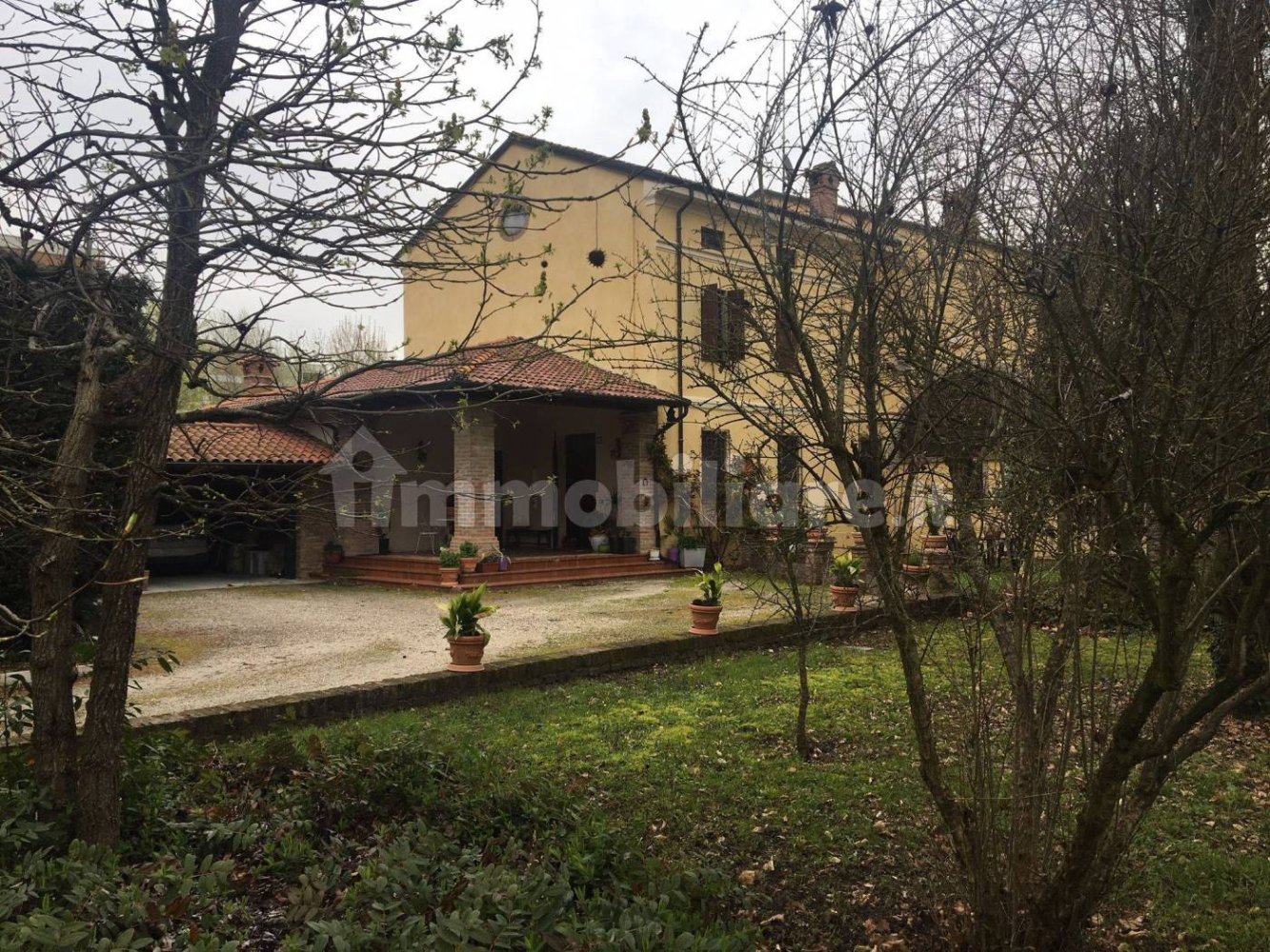 Villa T5 em Ostiglia, Italy N.º 253534