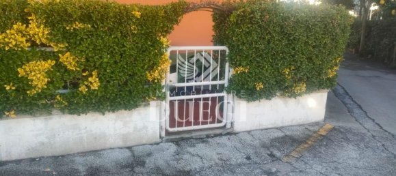 3 rooms Apartment in Viareggio, Italy No. 117960 12