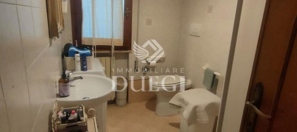 3 rooms Apartment in Viareggio, Italy No. 117960 8