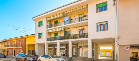 45m² Commercial property in Lagnasco, Italy No. 10021 9