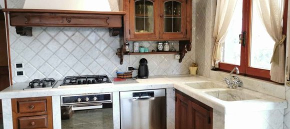 14 rooms Villa in Forte dei Marmi, Italy No. 194168 2