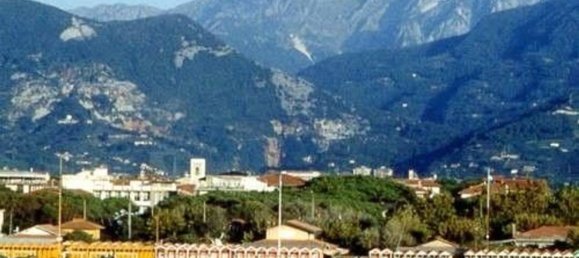 14 rooms Villa in Forte dei Marmi, Italy No. 194168 27