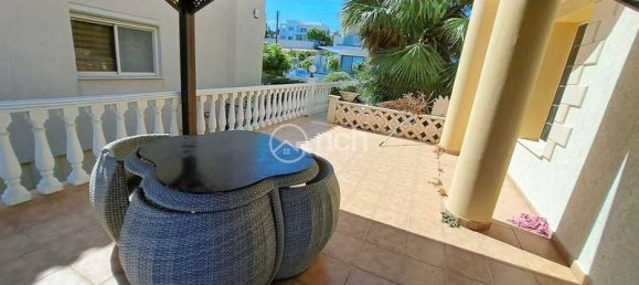 3 bedrooms House in Agios Athanasios, Cyprus No. 10872 12