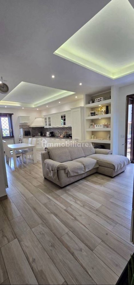 1 bedroom Apartment in Rome, Italy No. 307090