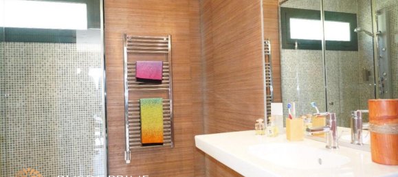 5 bedrooms Villa in Cabrils, Spain No. 27 7