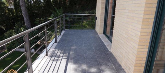 5 bedrooms Villa in Cabrils, Spain No. 27 11