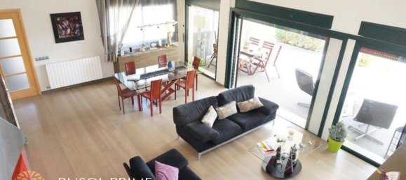 5 bedrooms Villa in Cabrils, Spain No. 27 3