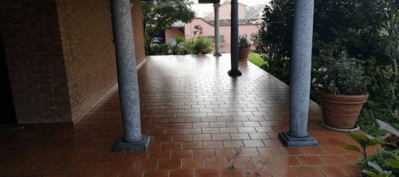 Villa de 19 habitaciónes en Muggiò, Italy No. 3675 2