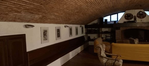 Villa de 19 habitaciónes en Muggiò, Italy No. 3675 3