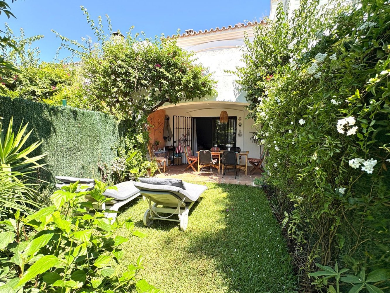 2 bedrooms House in Estepona, Spain No. 173106