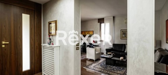 5 rooms Villa in Cadoneghe, Italy No. 349647 5