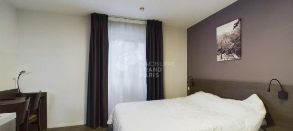 Studio in Nogent-sur-Marne, France No. 163534 4