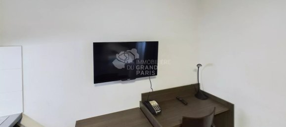 Studio in Nogent-sur-Marne, France No. 163534 6