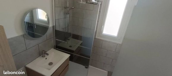 2 bedrooms House in Auxerre, France No. 302212 10