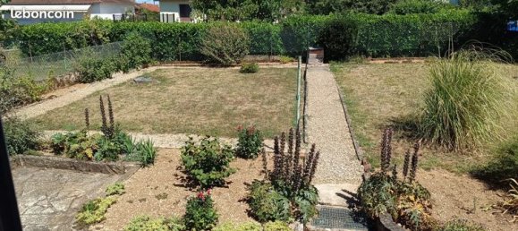 2 bedrooms House in Auxerre, France No. 302212 16