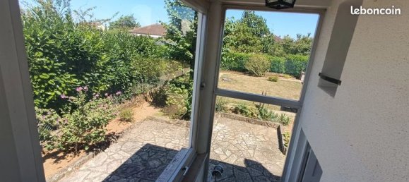 2 bedrooms House in Auxerre, France No. 302212 12