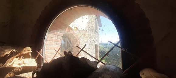 Casa de 8 divisões em Casciana Terme Lari, Italy N.º 230756 28