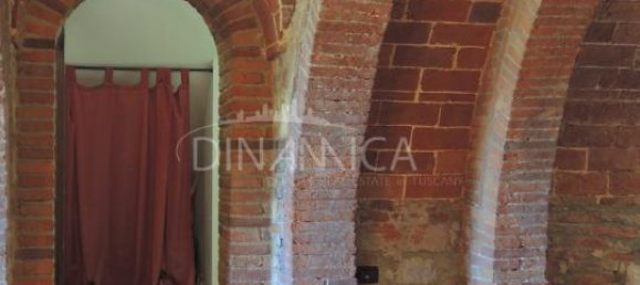 Casa de 8 divisões em Casciana Terme Lari, Italy N.º 230756 9