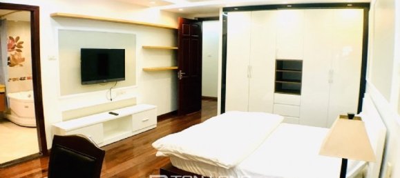 3 bedrooms Apartment in Tay Ho, Vietnam No. 906 5