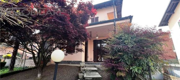 3 rooms Villa in Siziano, Italy No. 3305 2
