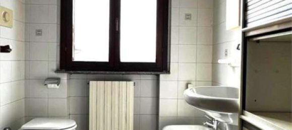 3 rooms Villa in Siziano, Italy No. 3305 25