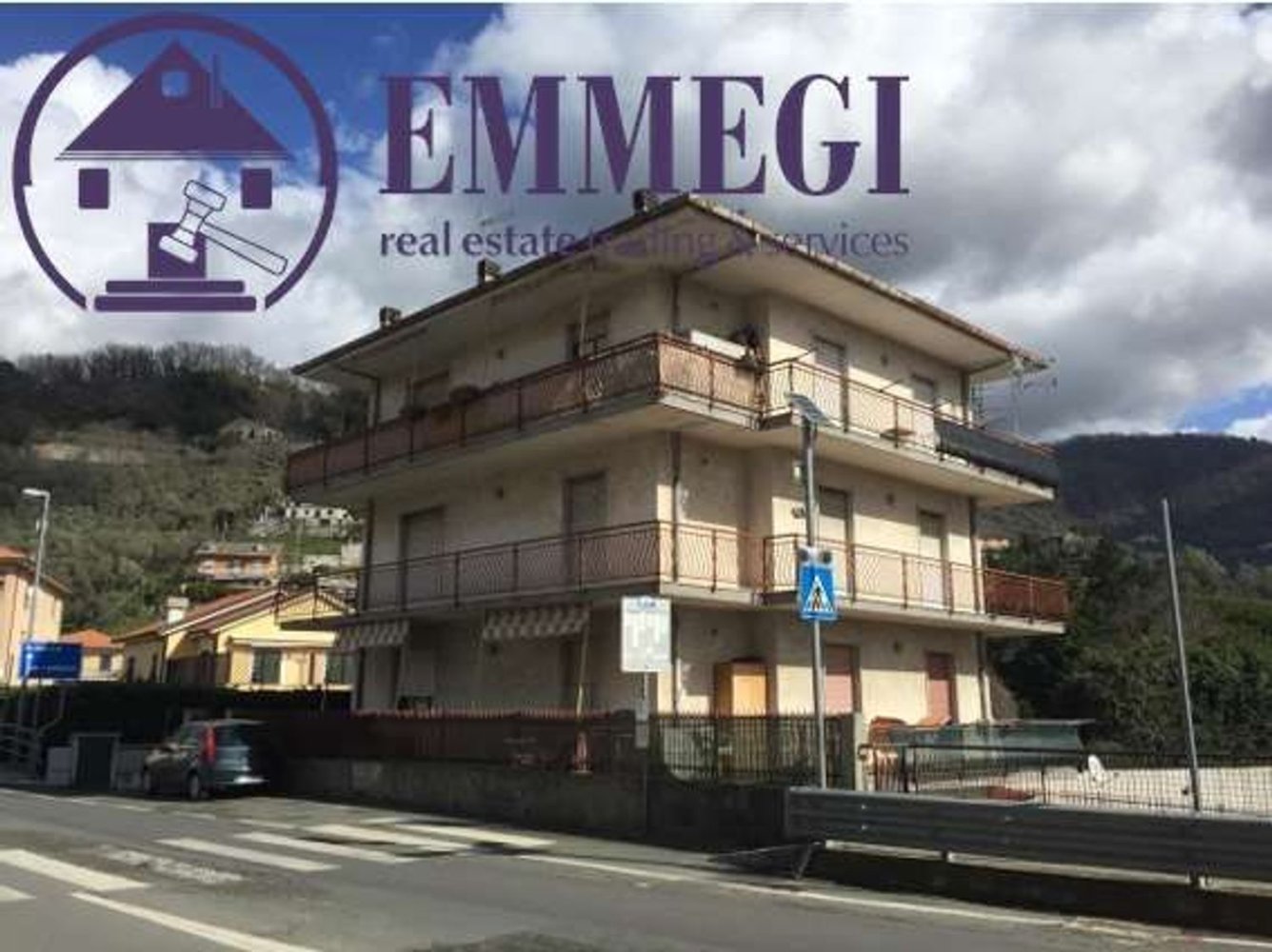 6غرفة شقة في Carasco, Italy رقم 187005