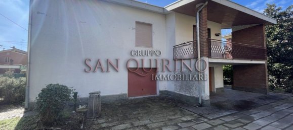 Villa de 4 divisões em Mirandola, Italy N.º 69588 5