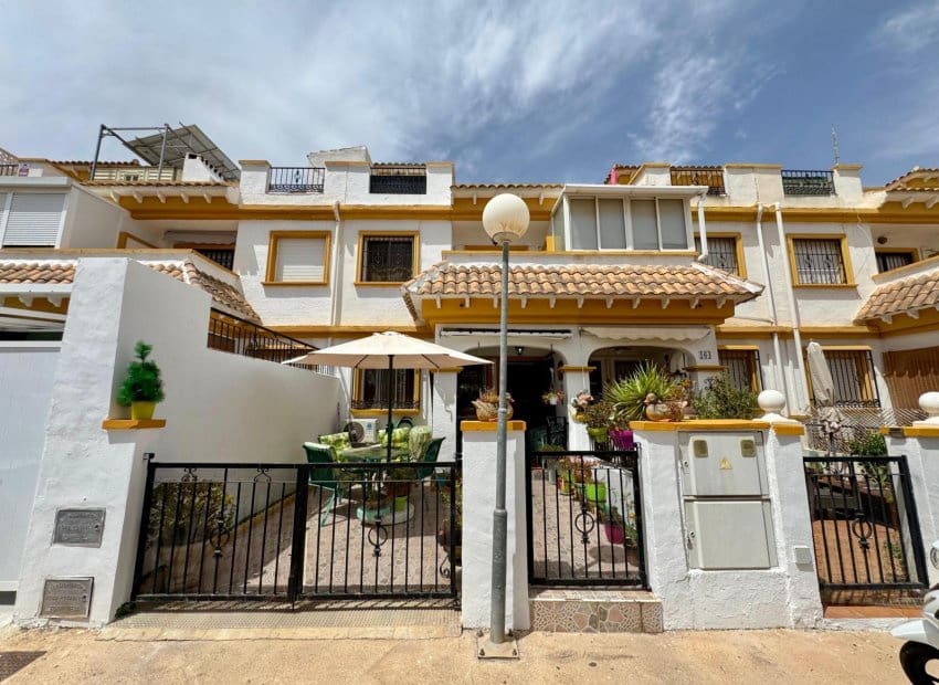 3 bedrooms Townhouse in Torrevieja, Spain No. 136418