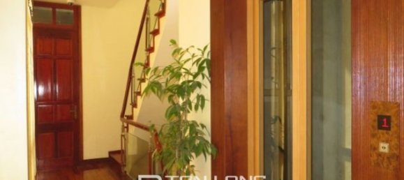 3 chambres Maison à Hoan Kiem, Vietnam No. 3295 4