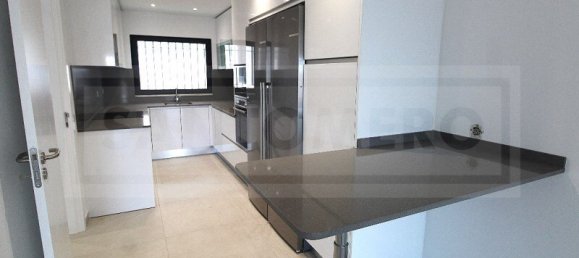 5 غرف نوم فيلا في Guia, Portugal رقم 128277 7