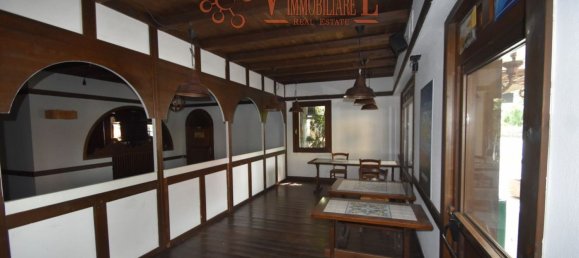 430m² Commercial property in Mirano, Italy No. 117013 14