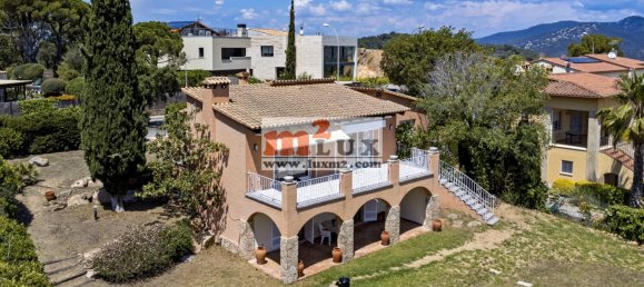 Villa de 5 dormitorios en Sant Feliu de Guíxols, Spain No. 13306 4