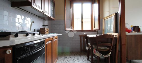Villa de 7 habitaciónes en Suzzara, Italy No. 338427 4