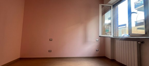 5 bedrooms Apartment in Savona, Italy No. 352580 2