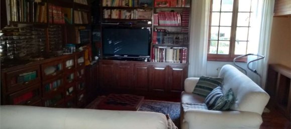 10غرفة منزل في Barga, Italy رقم 50452 5