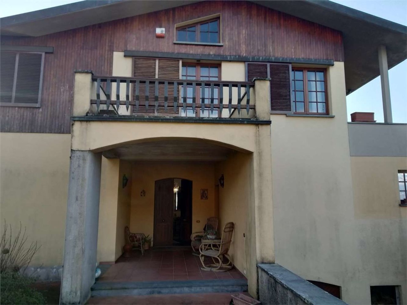 10غرفة منزل في Barga, Italy رقم 50452