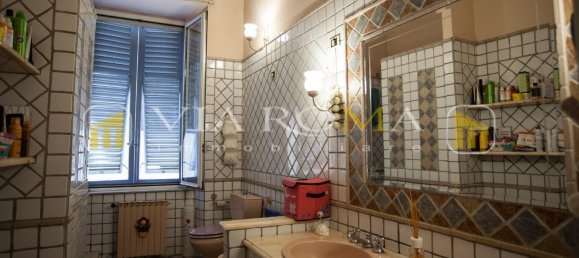 3 bedrooms Apartment in Lucca, Italy No. 11974 9