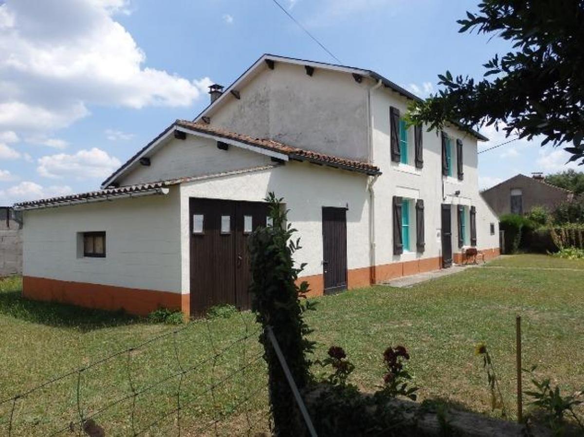 Casa T3 em Millac, France N.º 22004