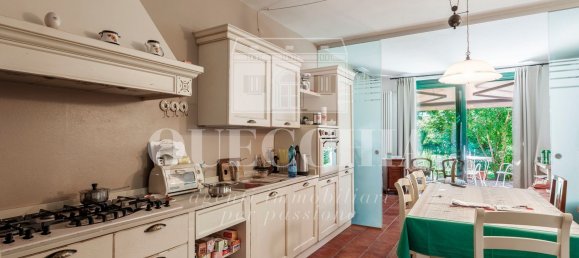 3 rooms Apartment in Brescia, Italy No. 311867 3