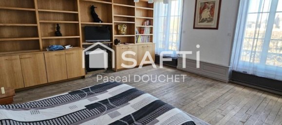 Casa de 8 dormitorios en Chateau-Thierry, France No. 82472 10