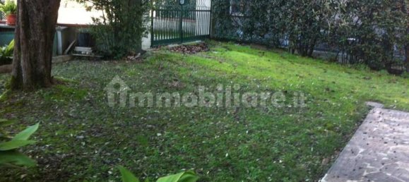 3 bedrooms Villa in Seravezza, Italy No. 163803 3