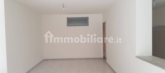 2 bedrooms Apartment in Aprilia, Italy No. 343750 2