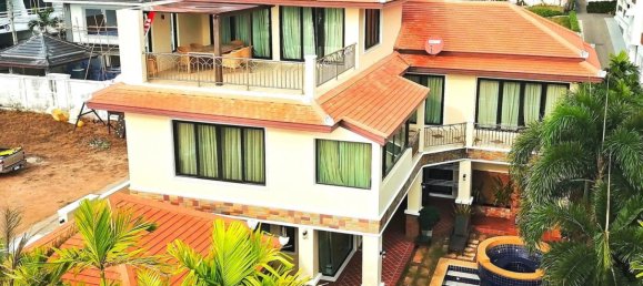 5 bedrooms Villa in Pattaya, Thailand No. 20050 25