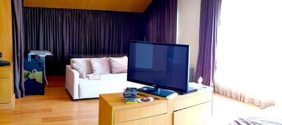 5 bedrooms Villa in Pattaya, Thailand No. 20050 12