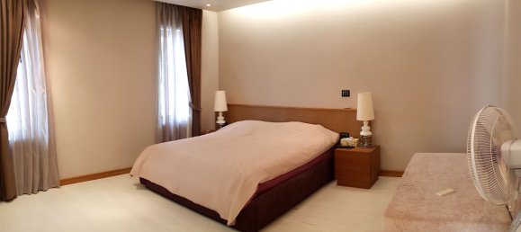 5 bedrooms Villa in Pattaya, Thailand No. 20050 15