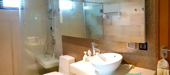 5 bedrooms Villa in Pattaya, Thailand No. 20050 19