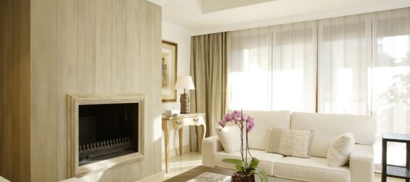 3 bedrooms Penthouse in Marbella, Spain No. 568 19