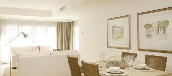 3 bedrooms Penthouse in Marbella, Spain No. 568 22