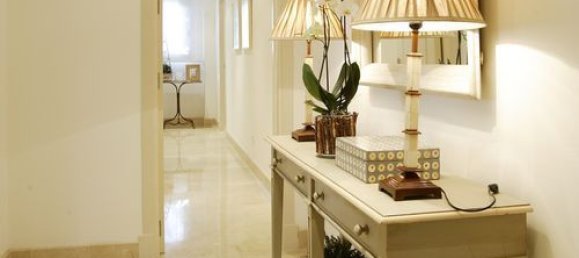 3 bedrooms Penthouse in Marbella, Spain No. 568 20